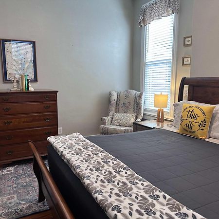 G4 King Bed Central Location Museums Free Parking Richmond Exterior foto